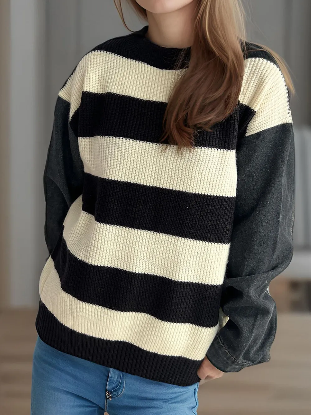 Contrast Round Neck Long Sleeve Sweater, image 4