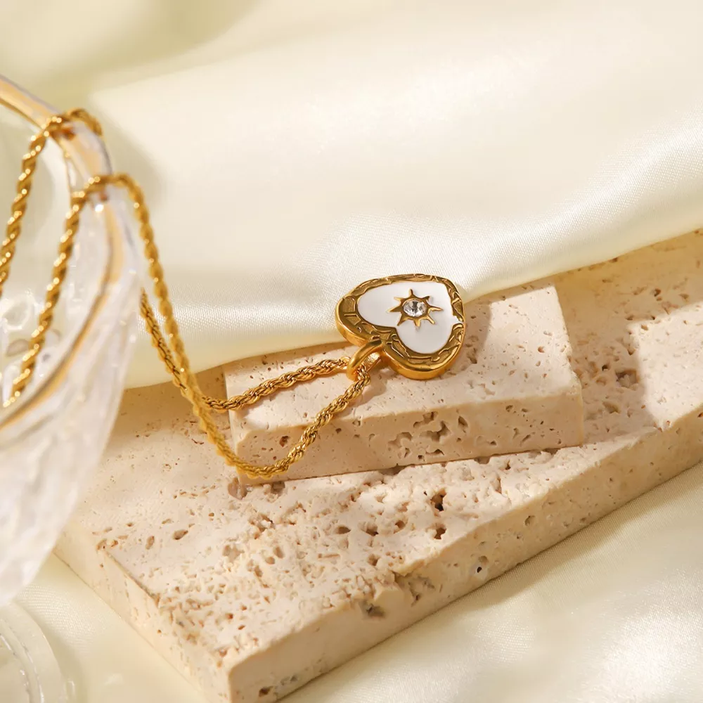18K Gold-Plated Zircon Heart Necklace, image 8