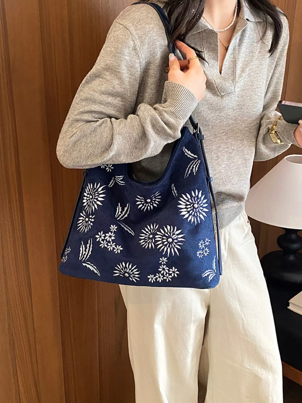 Lightweight Floral Shoulder Bag, image 2