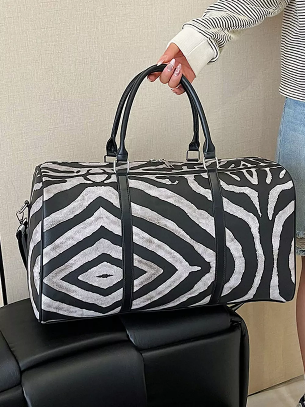 Zebra Print Duffle Bag, image 9