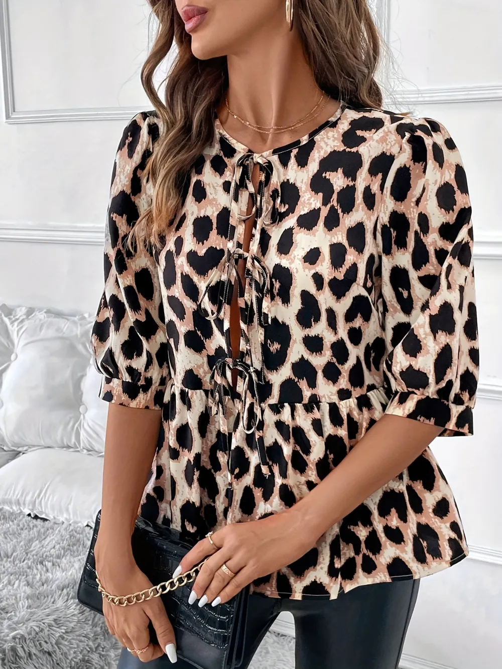 Tied Leopard Round Neck Half Sleeve Blouse, image 4