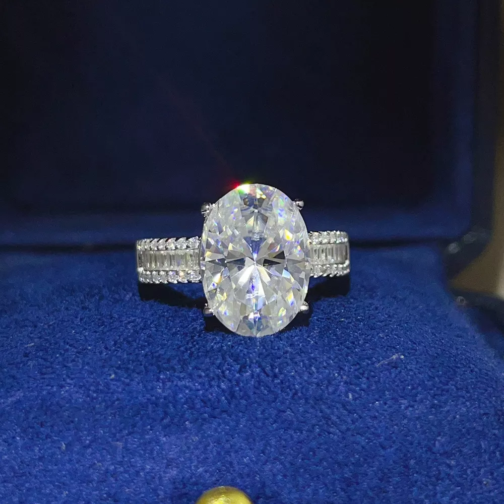 8 Carat 925 Sterling Silver Moissanite Oval Ring