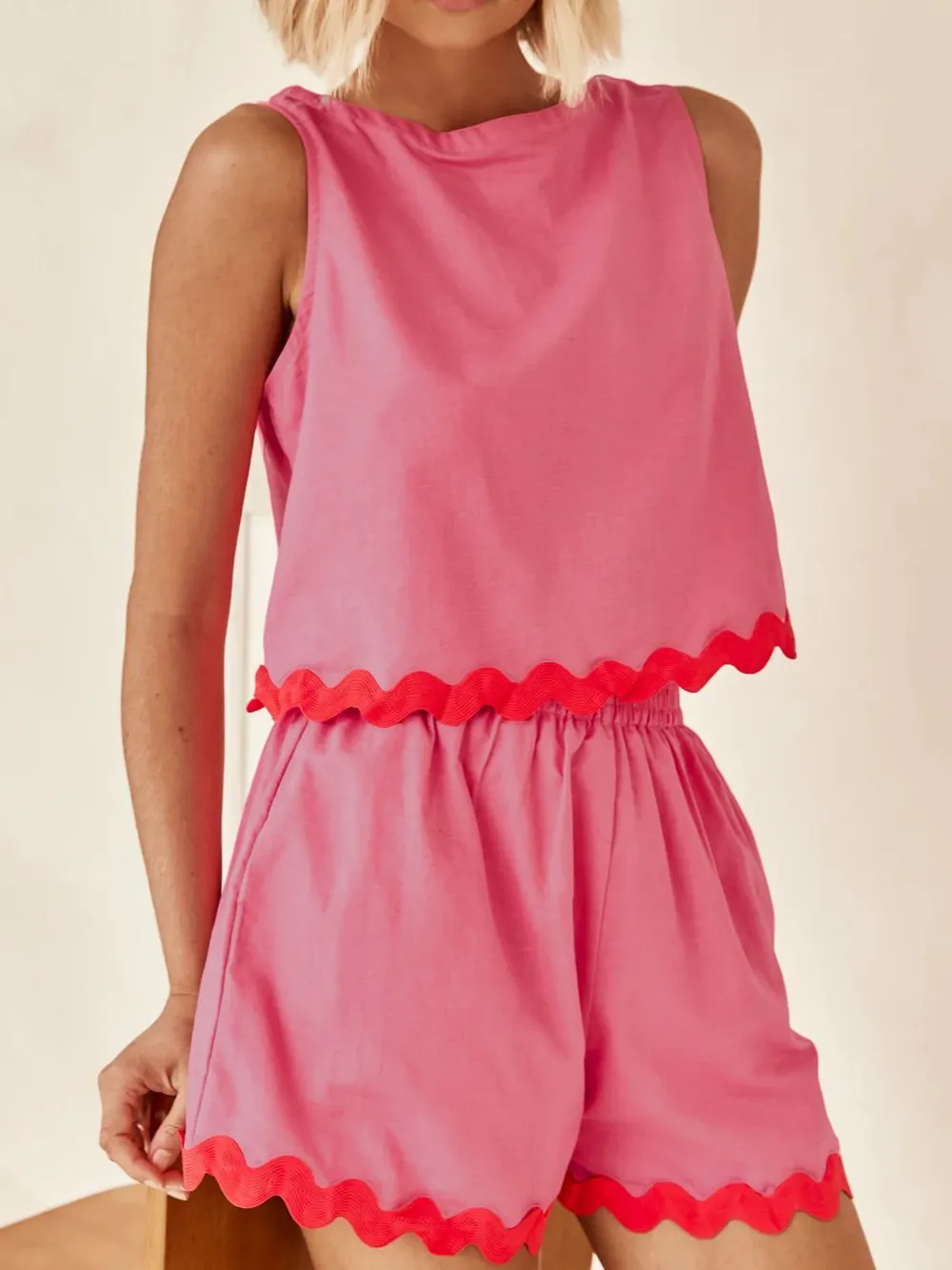 Contrast Trim Round Neck Tank and Shorts Set, image 2