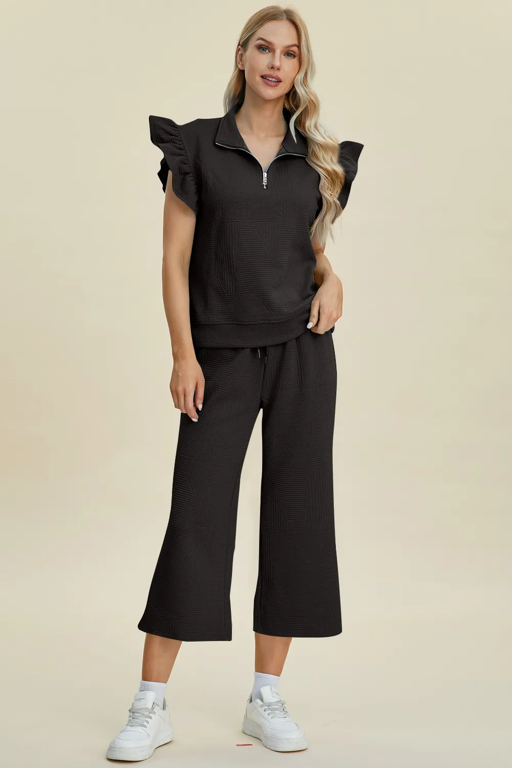 Full Size Texture Ruffle Short Sleeve Top and Wide Leg Pants Set, image 4