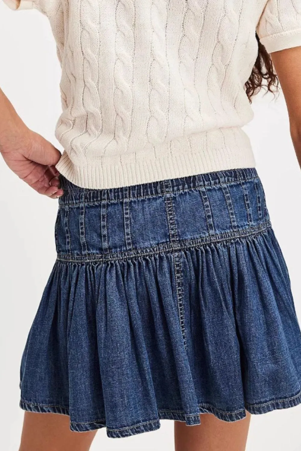 Buttoned Ruffled Mini Denim Skirt, image 2