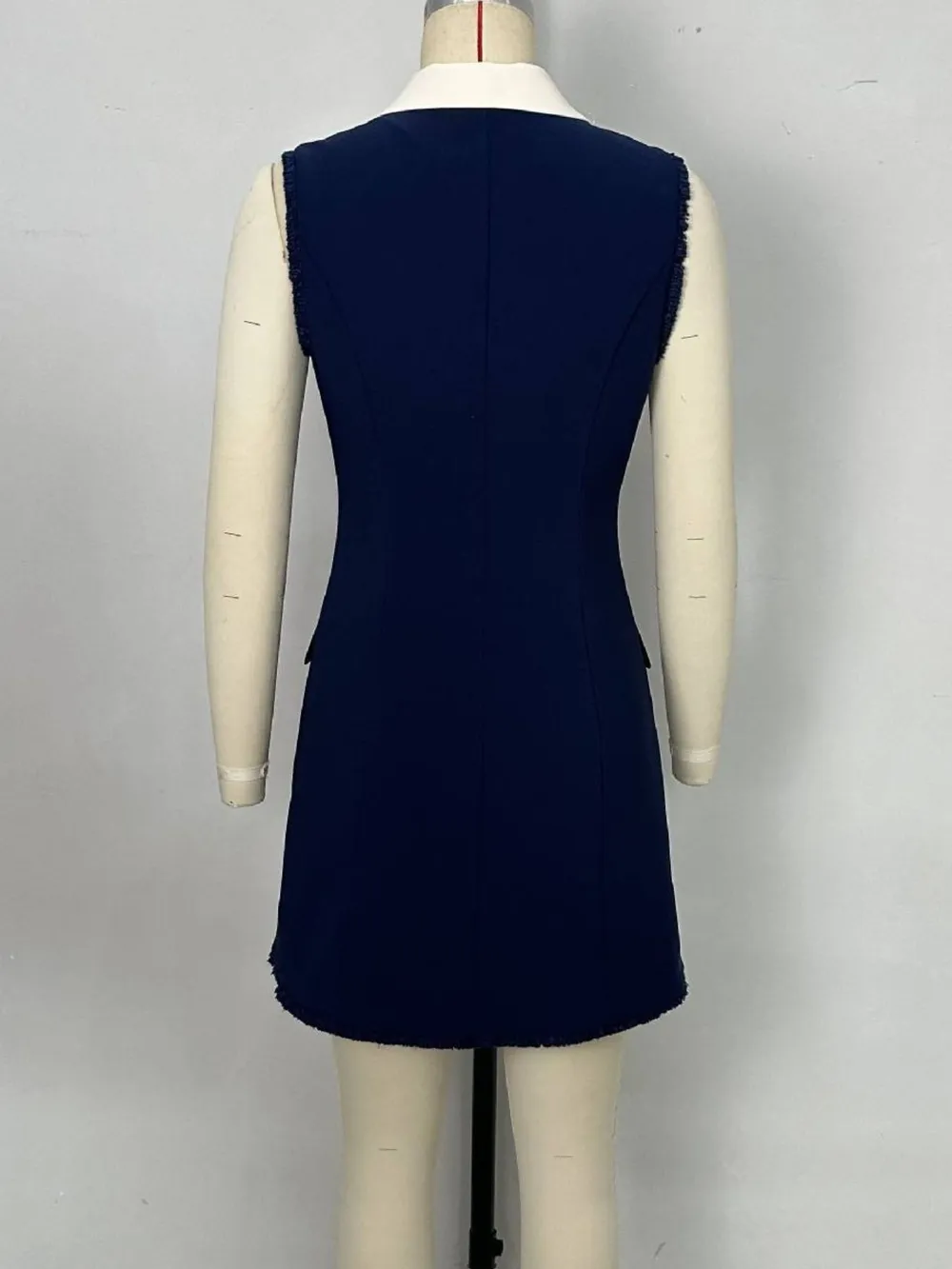 Contrast Collar Button-Front Sleeveless Mini Dress, image 4