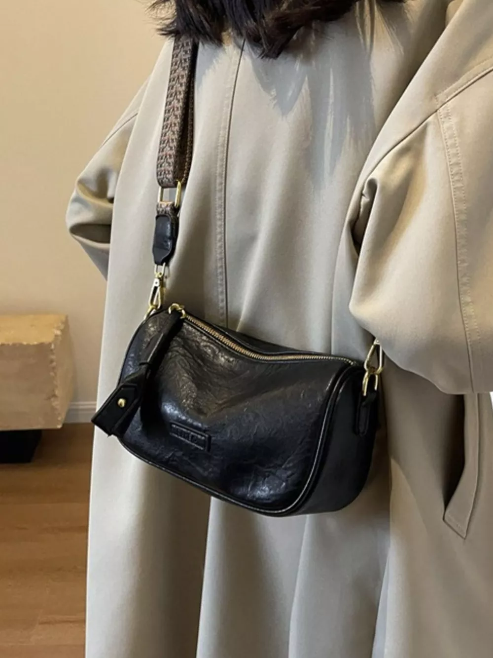 Wide Strap Crossbody Bag, image 3