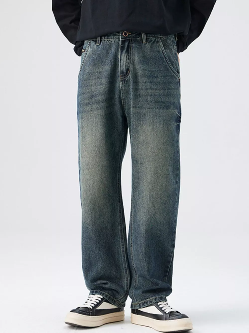 Men's Washed Relaxed Fit Jeans, image 2