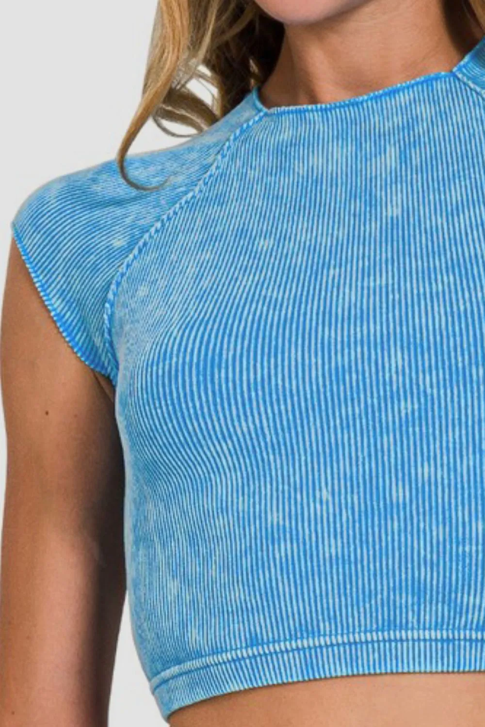Ribbed Round Neck Cropped Top, image 2