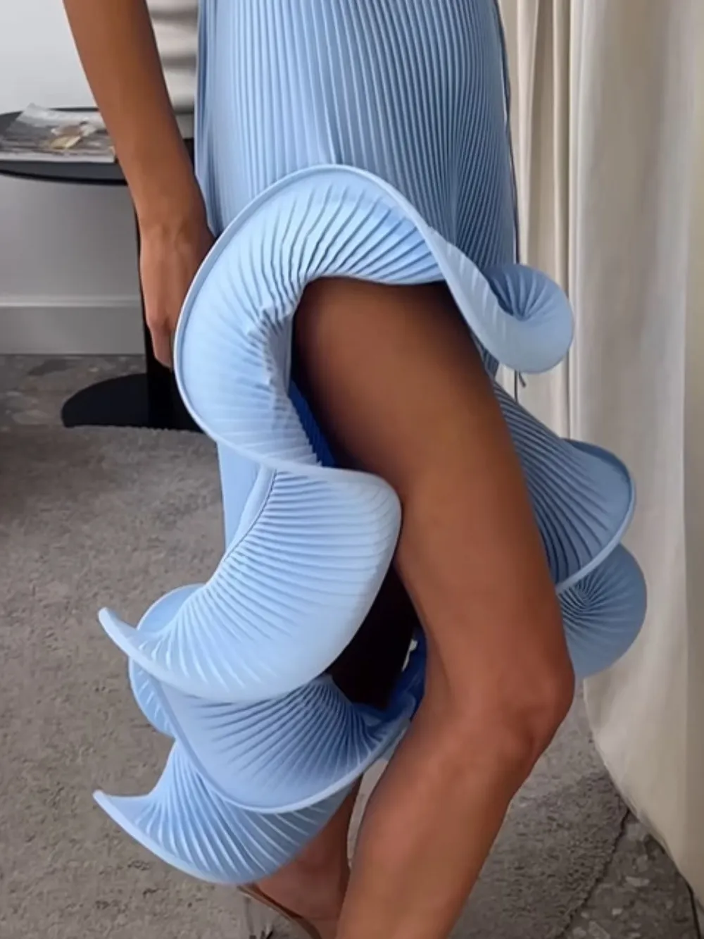 Ruffle Hem Ribbed Sleeveless Dress, image 3