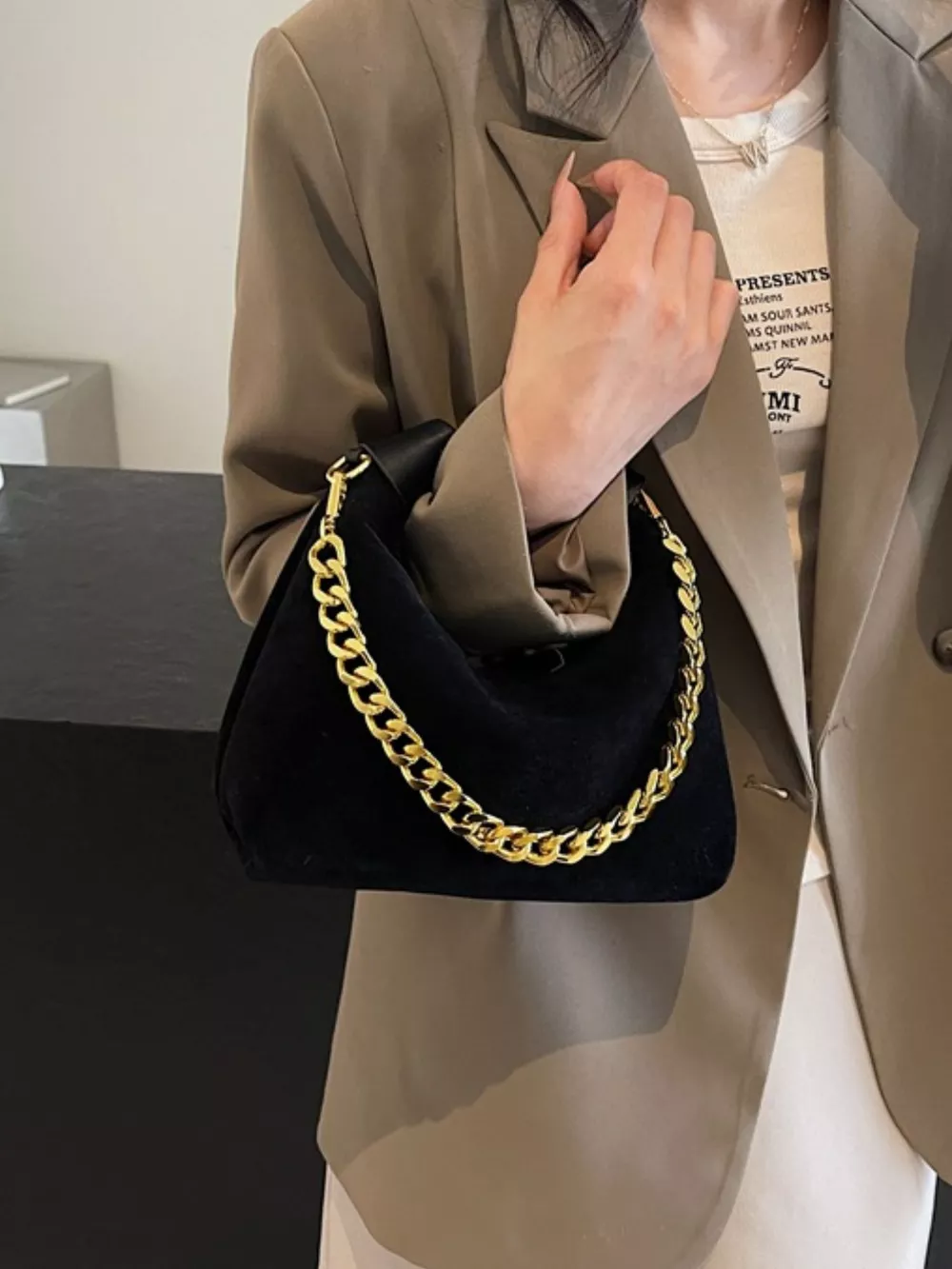 Chain Detail Crossbody Bag, image 6