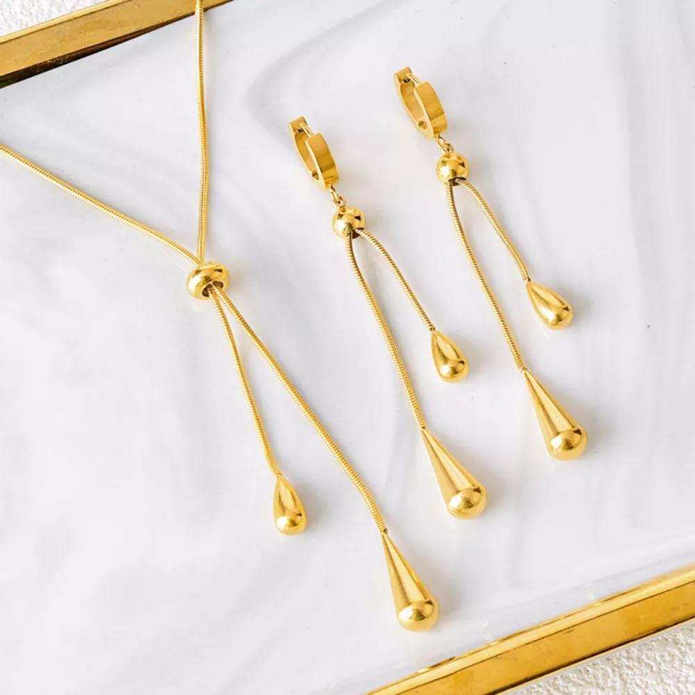 Teardrop Pendant Necklace and Earrings Jewelry Set
