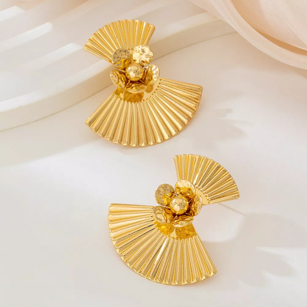 18K Gold-Plated Alloy Fan Earrings, image 3