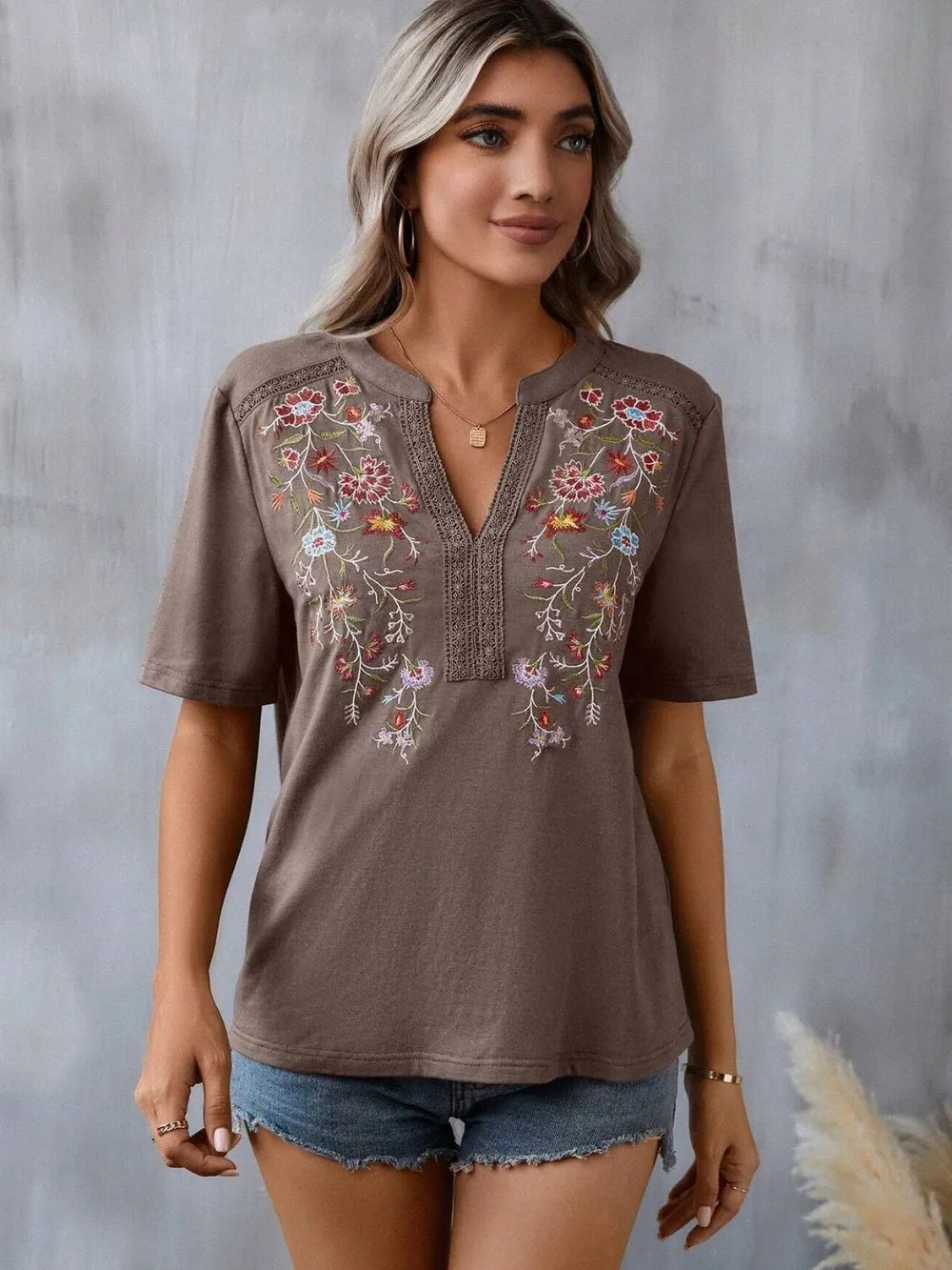Embroidered Notched Short Sleeve T-Shirt, image 5