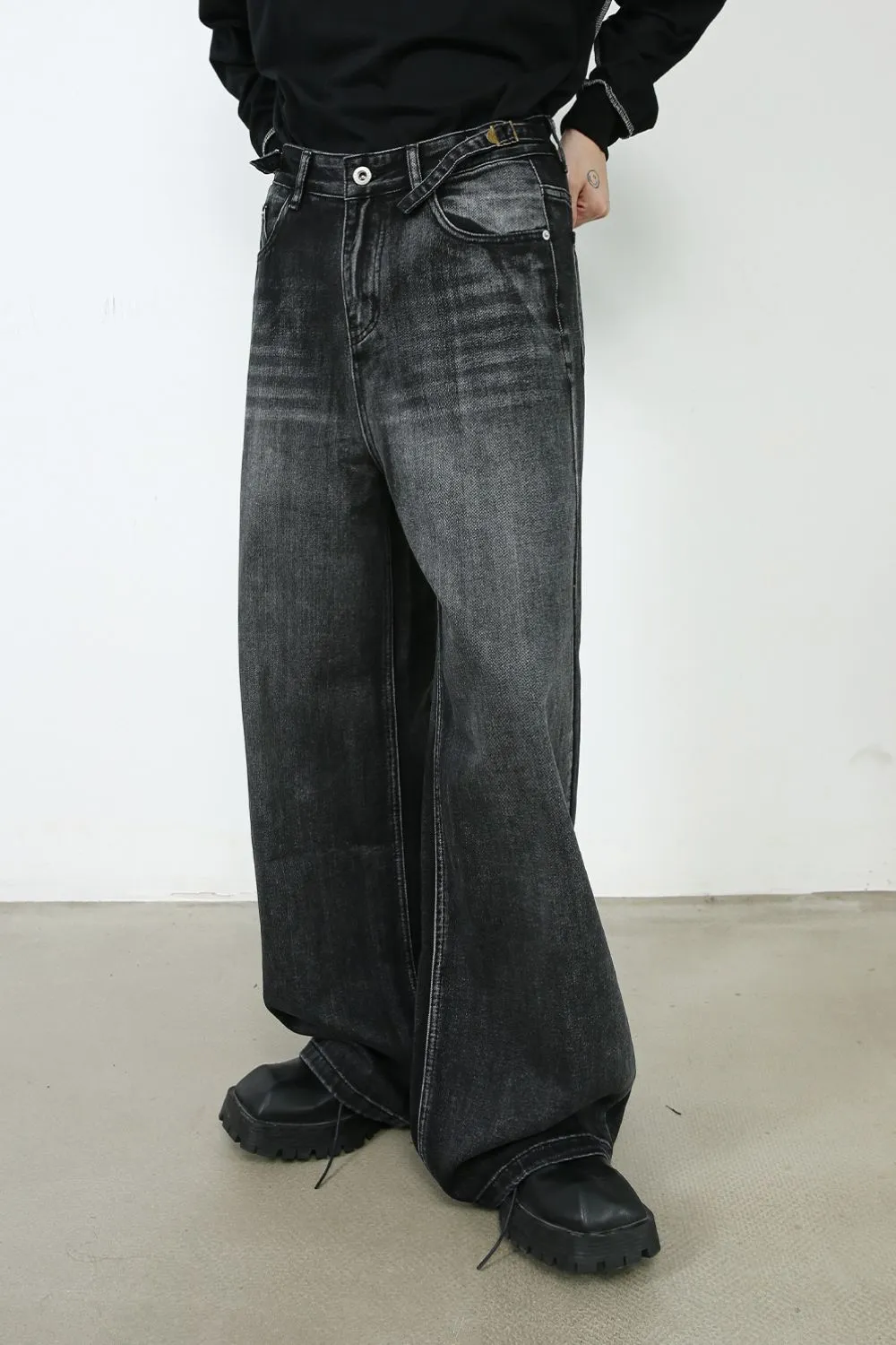 Men's Wide Leg Jeans with Pockets, image 2