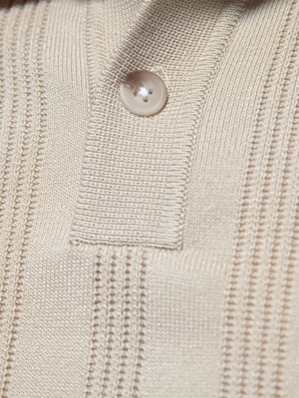 Men's Collared Neck Short Sleeve Knit Polo, image 3