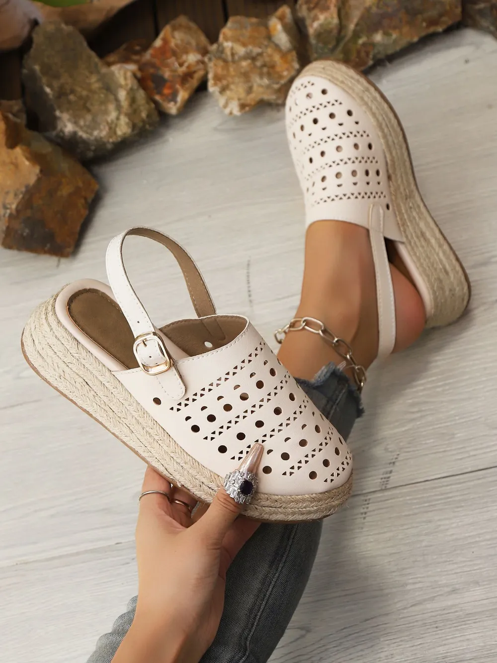 Hollow Out Platform Sandals, image 5
