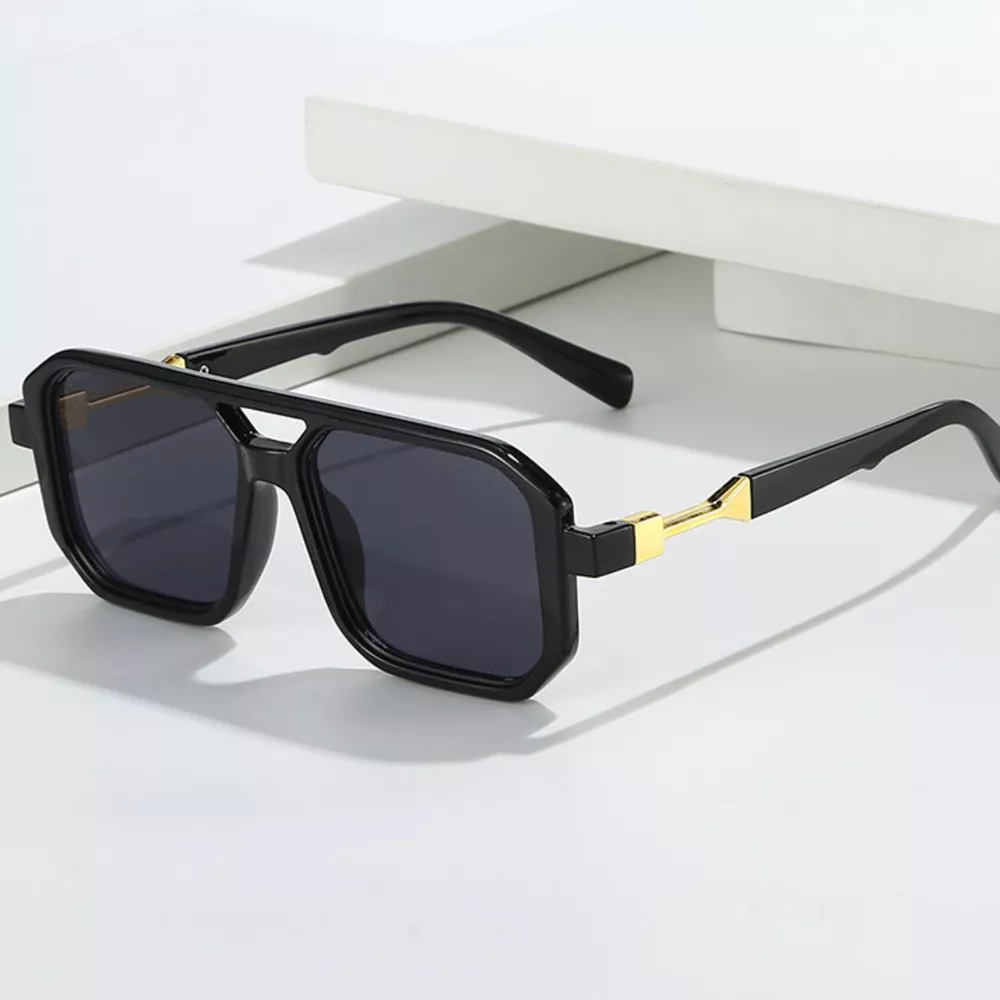 Oversized Square Sunglasses with Gradient Lenses, image 4