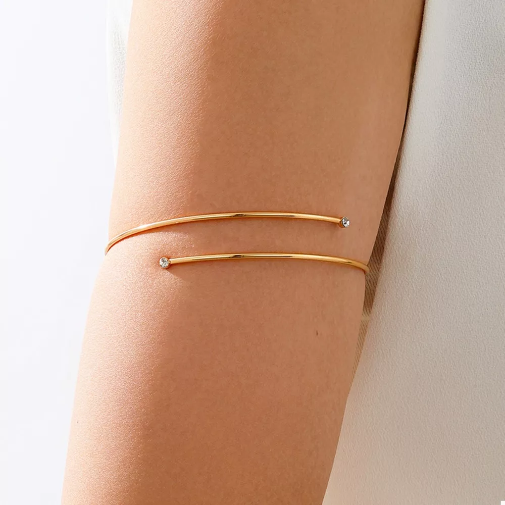 Delicate Gold Wire Upper Arm Bracelet