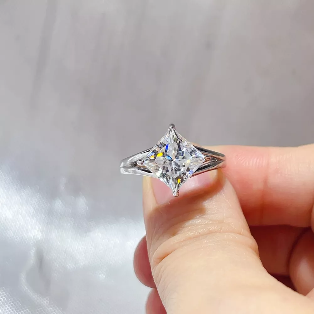 3 Carat 925 Sterling Silver Moissanite Ring, image 2
