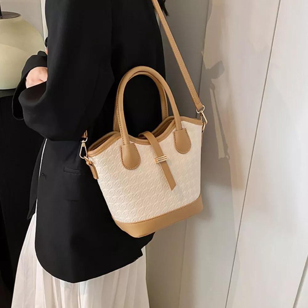 Houndstooth Pattern Bucket Bag, image 4