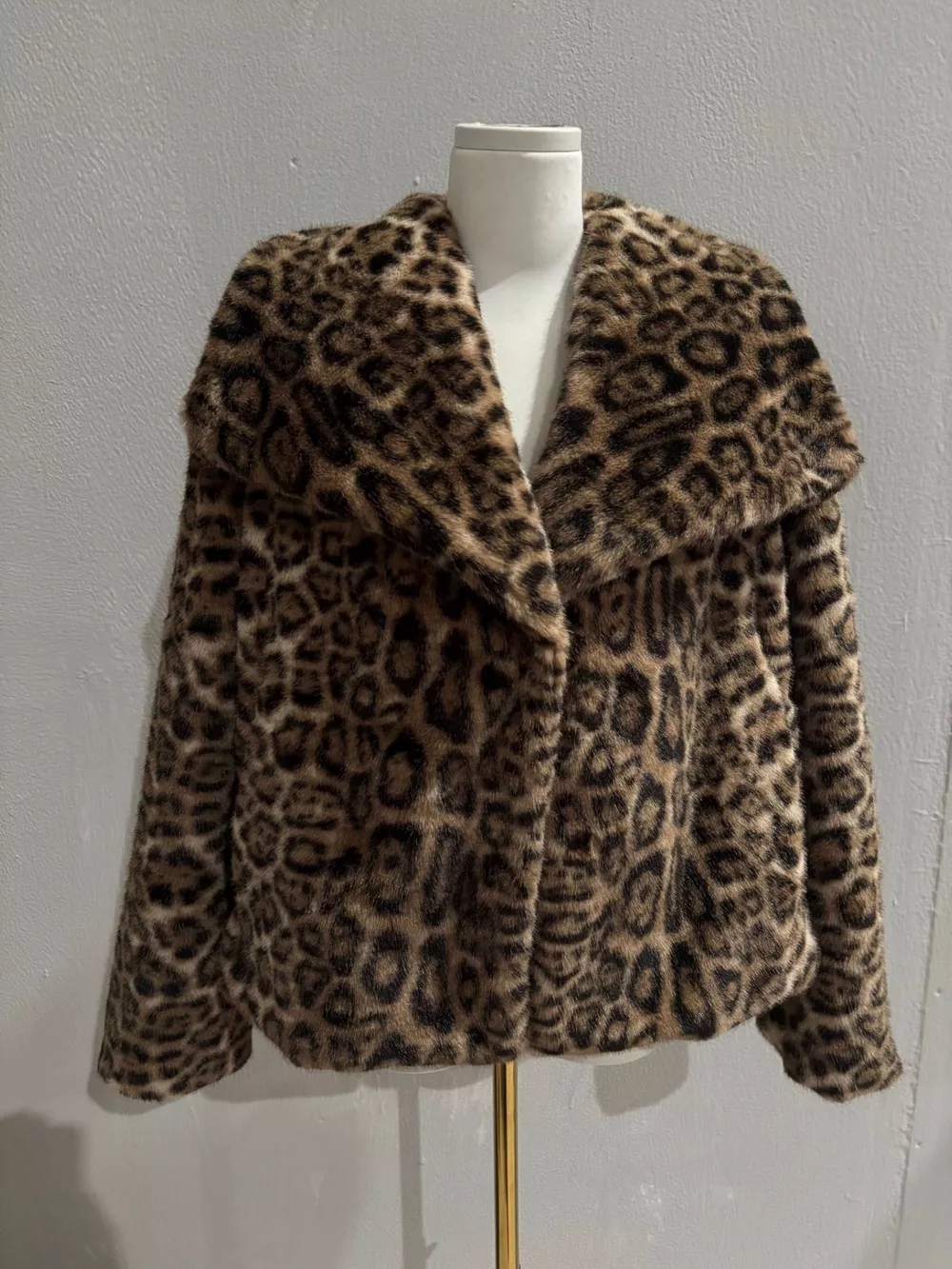 Fox Fur Collar Winter Outerwear, image 57