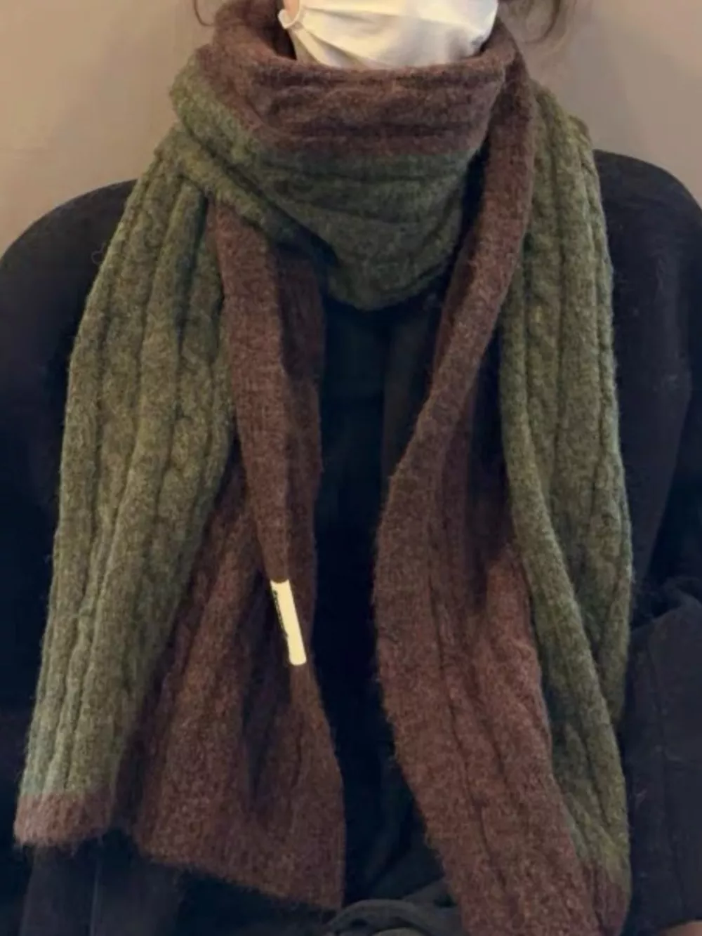 Two Tone Cable knit Warm Scarf, image 5