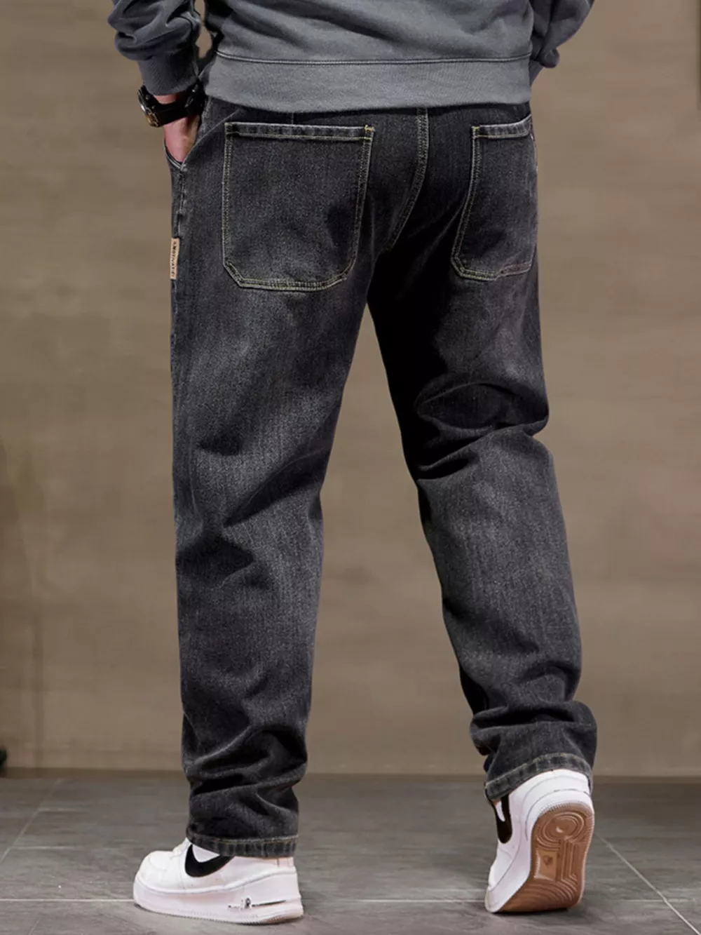 Men's Plus Size Relaxed Fit Drawstring Waist Jeans, image 2