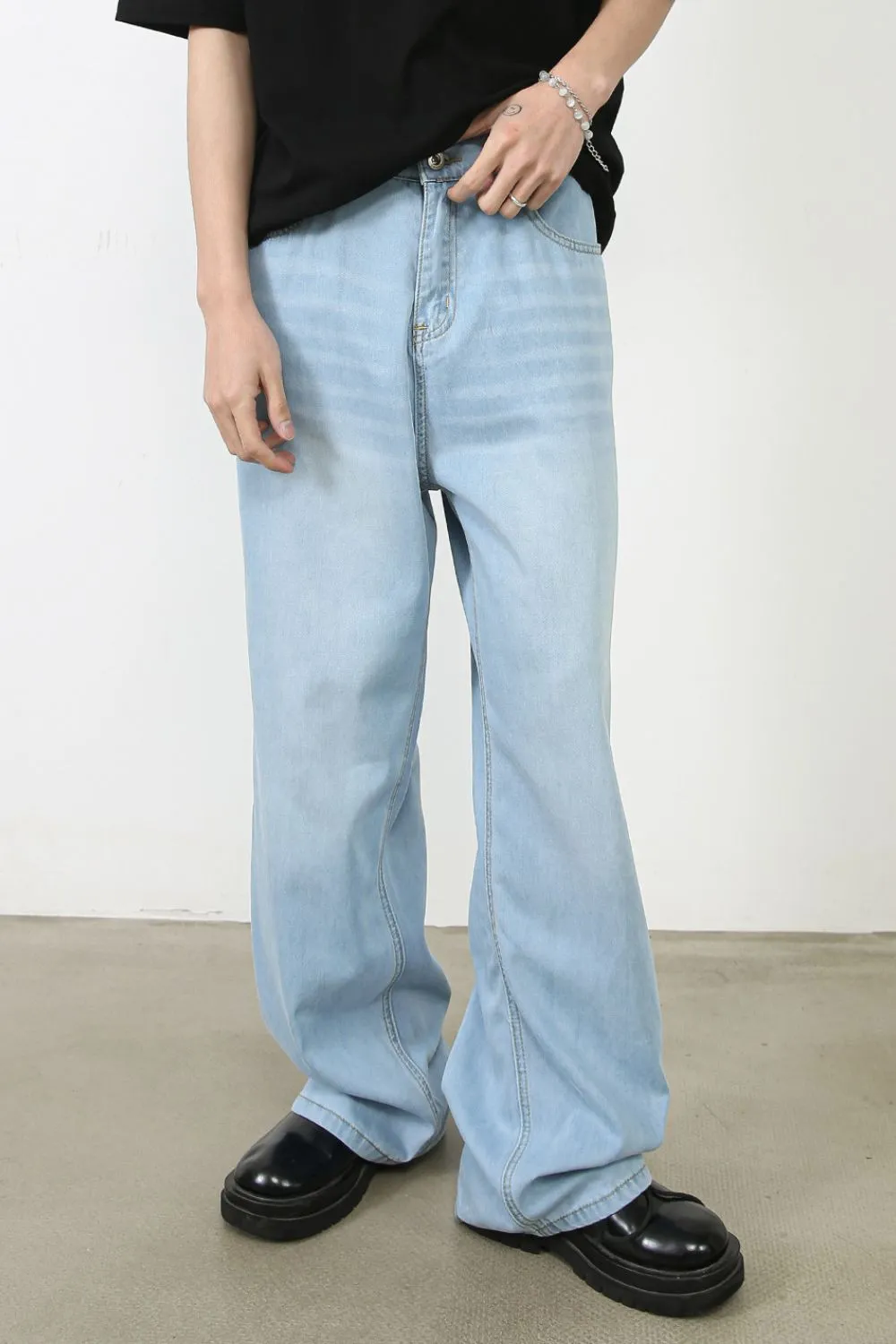 Men's Mid Rise Jeans with Pockets, image 3