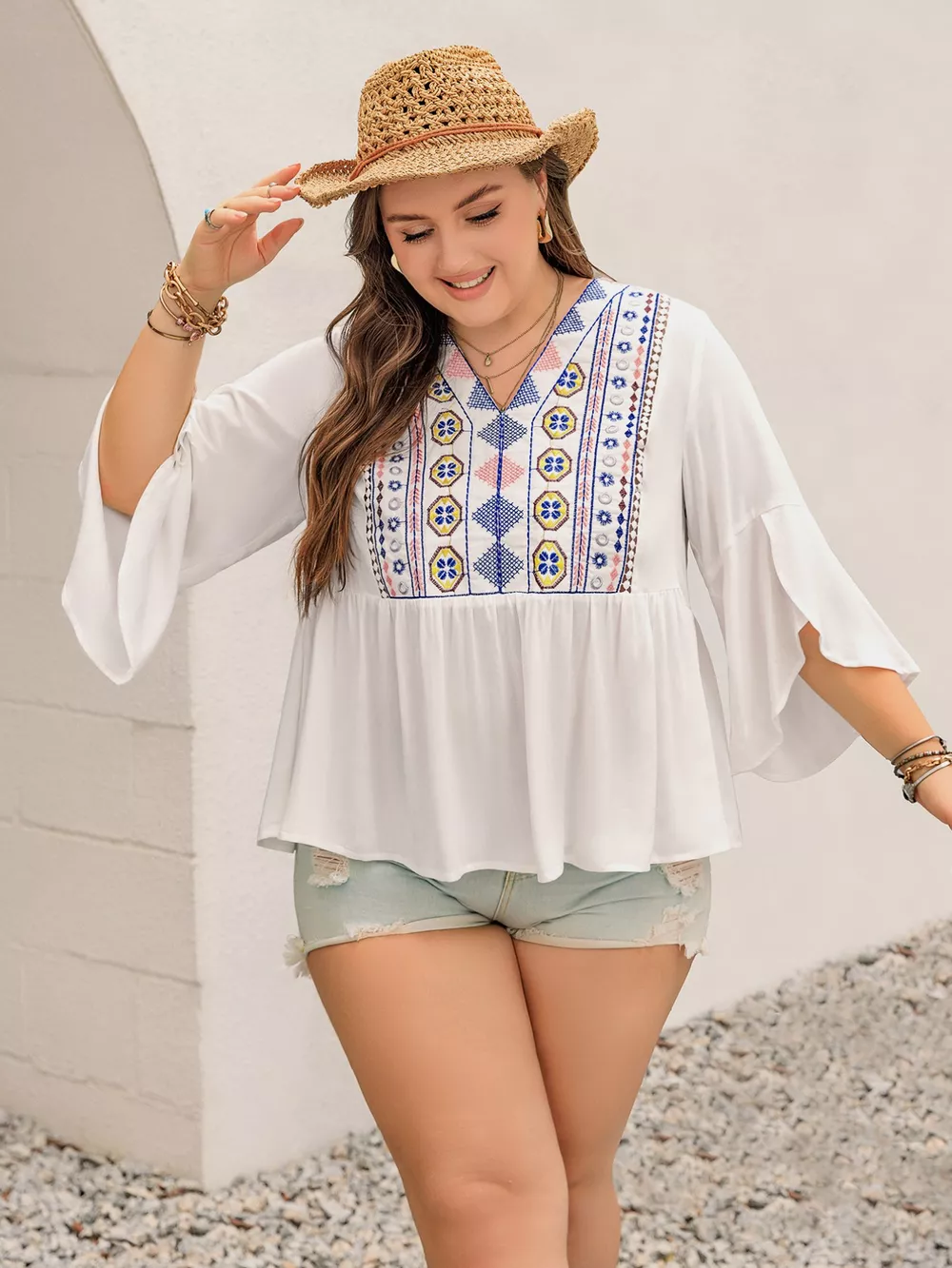 Plus Size Geometric V-Neck Flare Sleeve Blouse, image 3