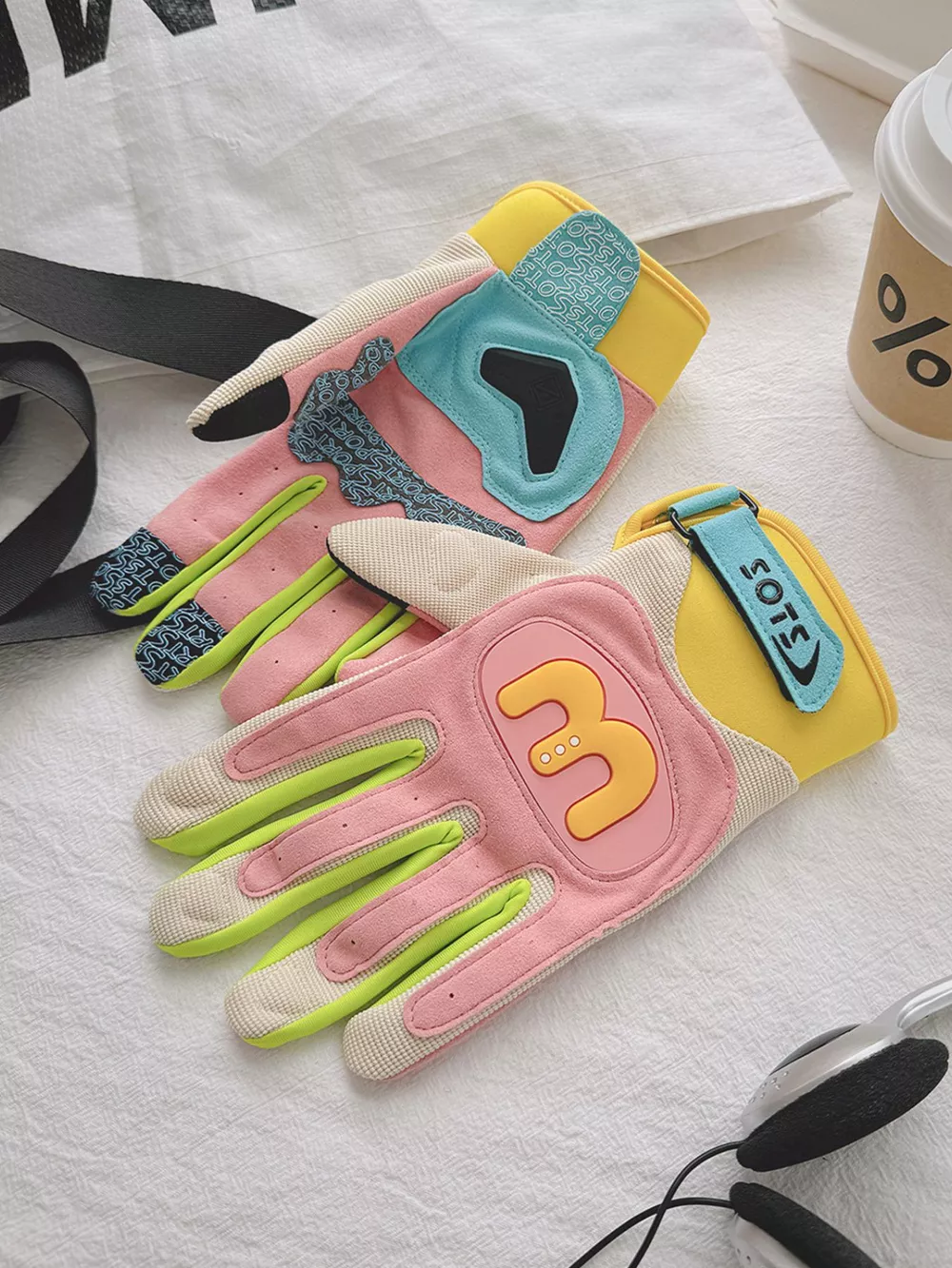 Colorful Touchscreen Gloves, image 4