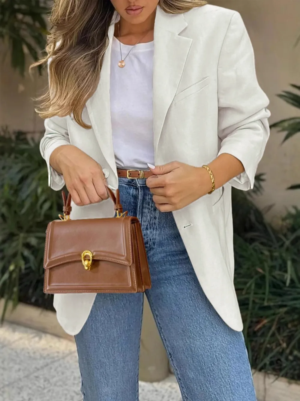 Pocketed Lapel Collar Long Sleeve Blazer, image 3