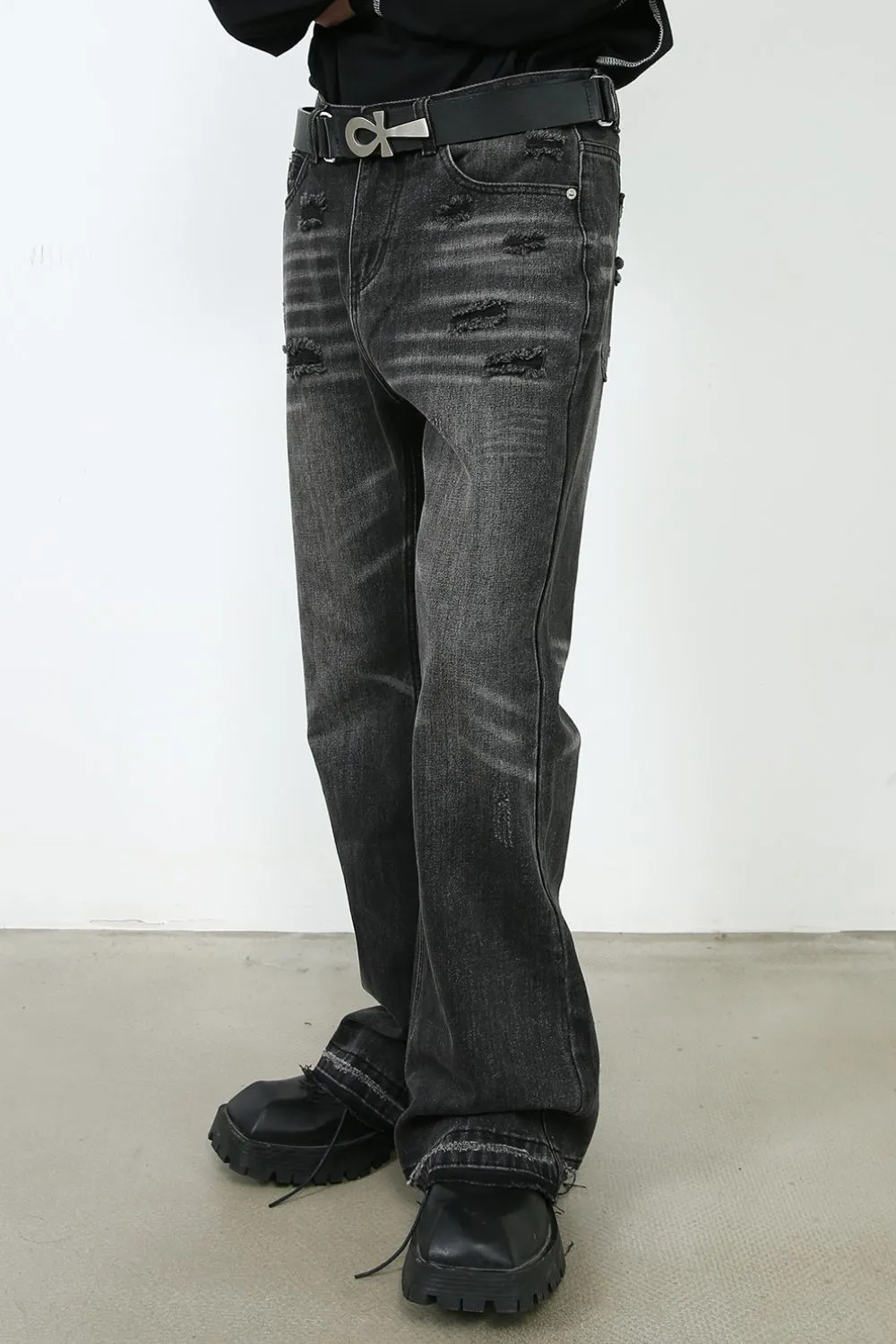 Men's Frayed Hem Bootcut Jeans, image 2