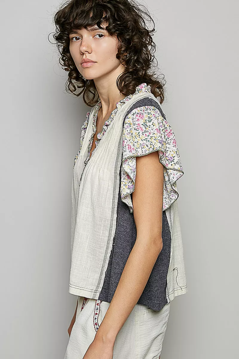 V-Neck Floral Ruffle Sleeve Blouse, image 3