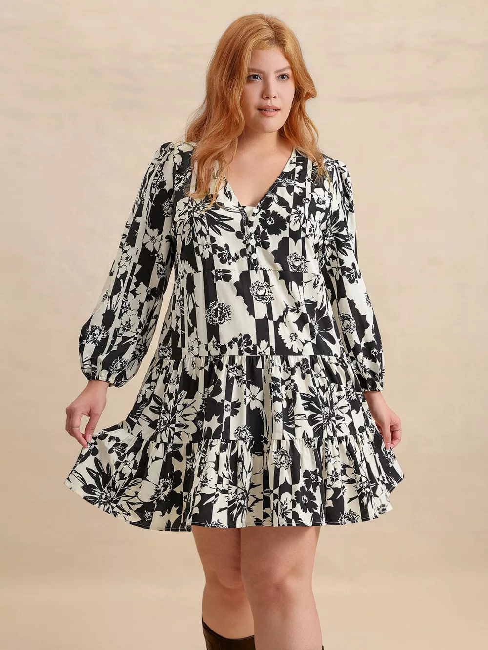 Plus Size Printed V-Neck Long Sleeve Mini Dress, image 4