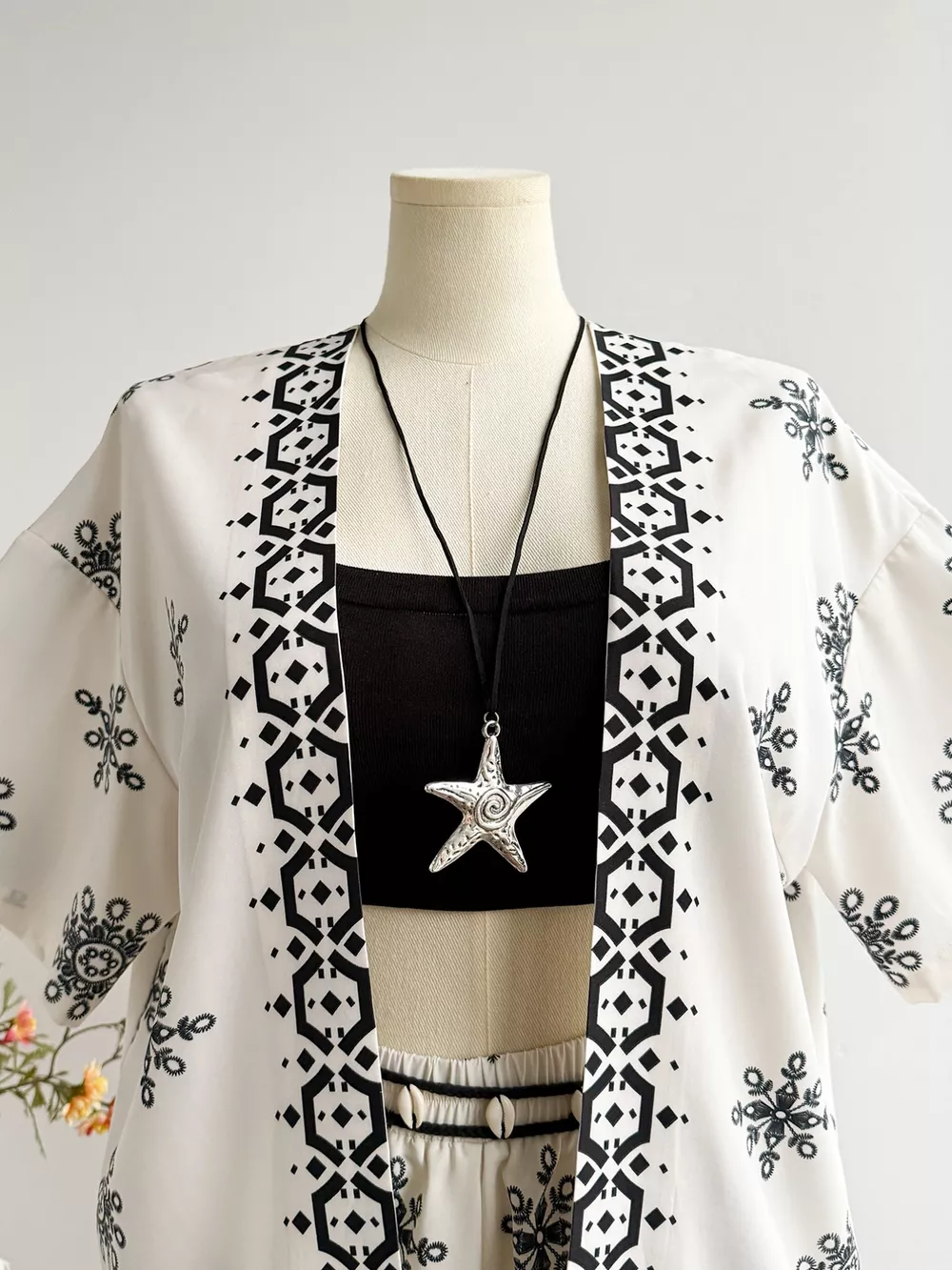 Plus Size Printed Open Front Cardigan and Shorts Set, image 2