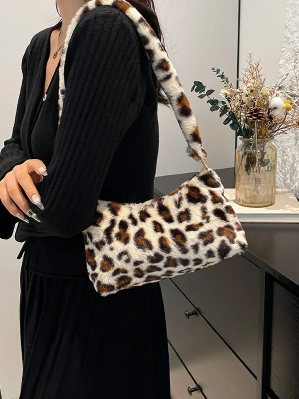 Leopard Fluff Shoulder Bag, image 4