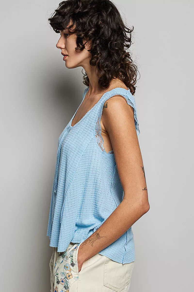 Textured Knit Round Neck Tank with Lace Detail, image 3