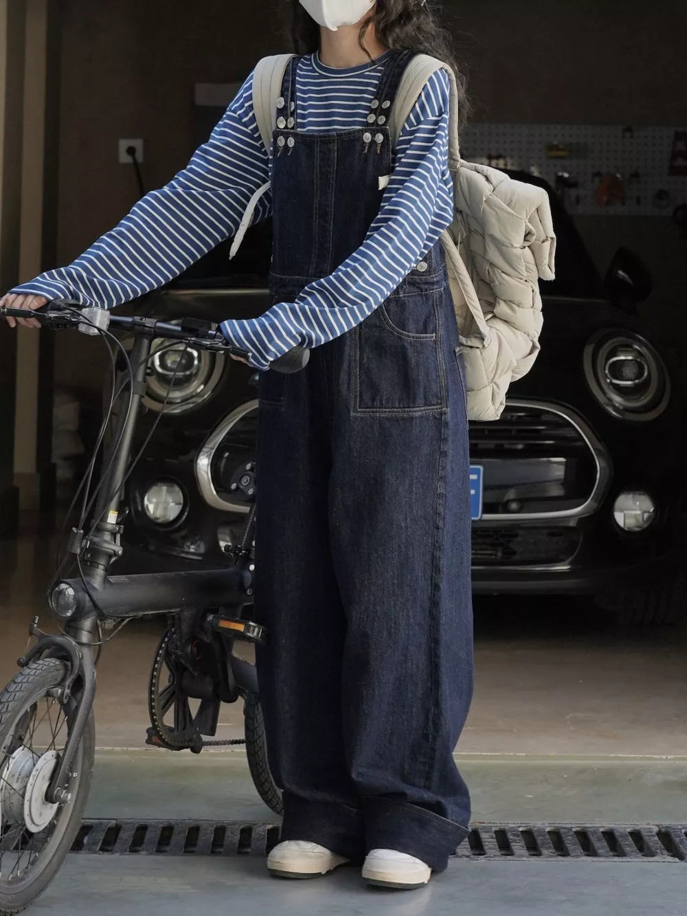 Vintage Dark Wash Wide-Leg Denim Overalls, image 10