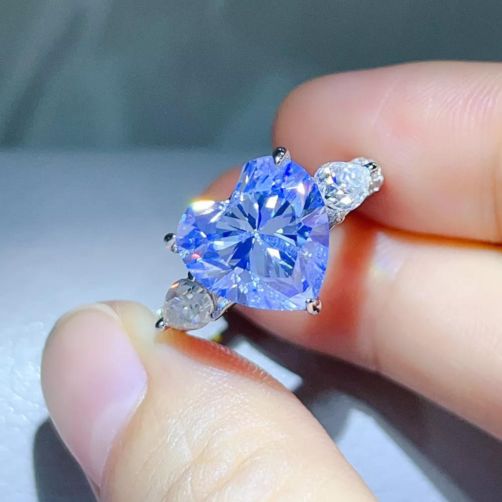 6 Carat 925 Sterling Silver Moissanite Heart Ring, image 2