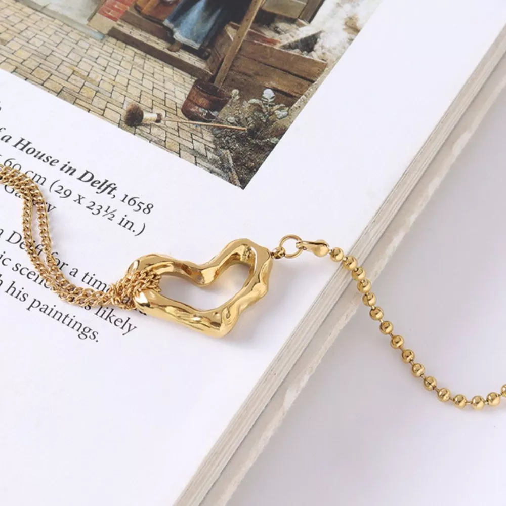 18K Gold-Plated Titanium Steel Heart Bracelet, image 5