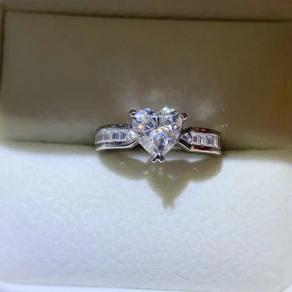 1 Carat Moissanite 925 Sterling Silver Ring, image 2