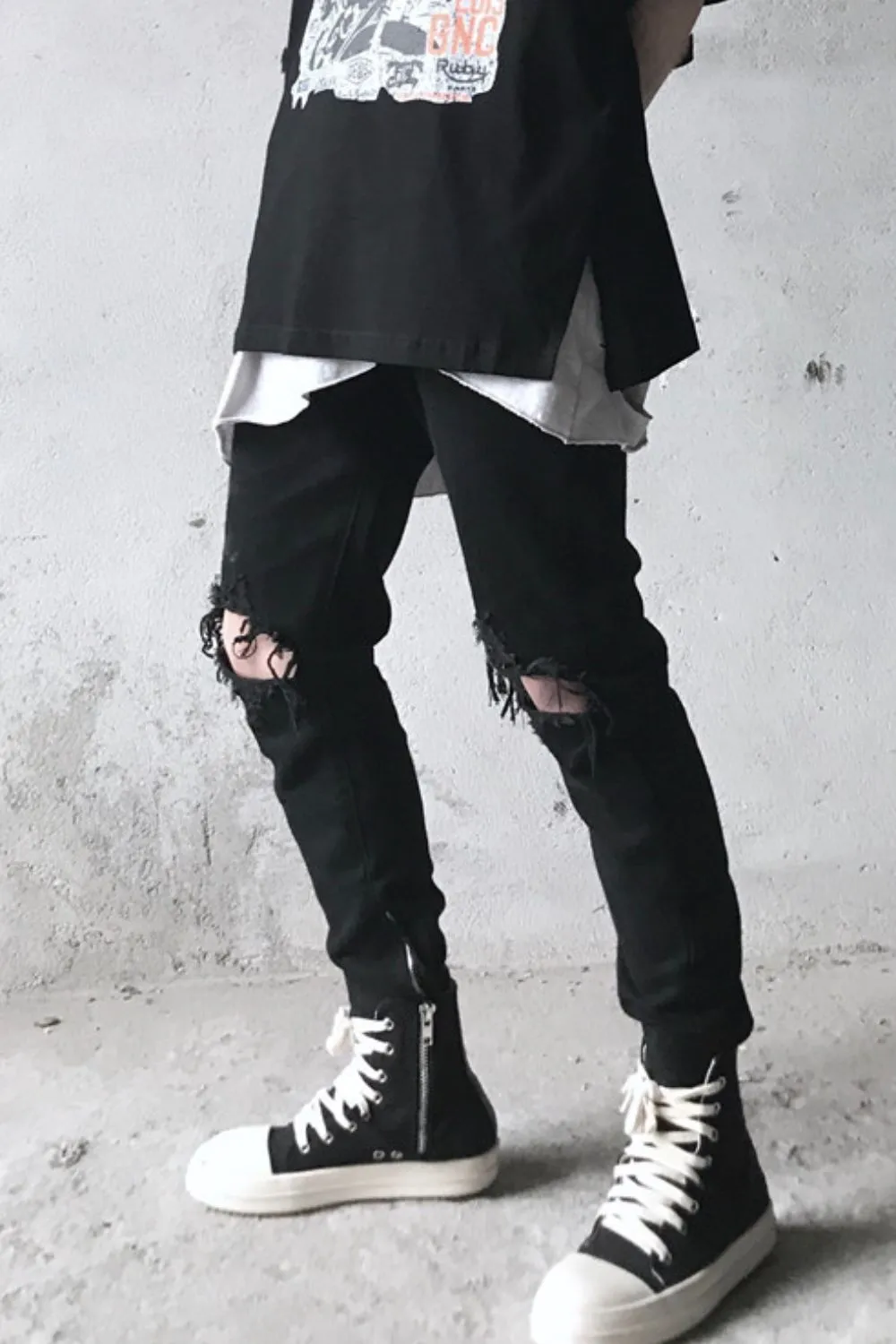Men's Distressed Skinny Jeans