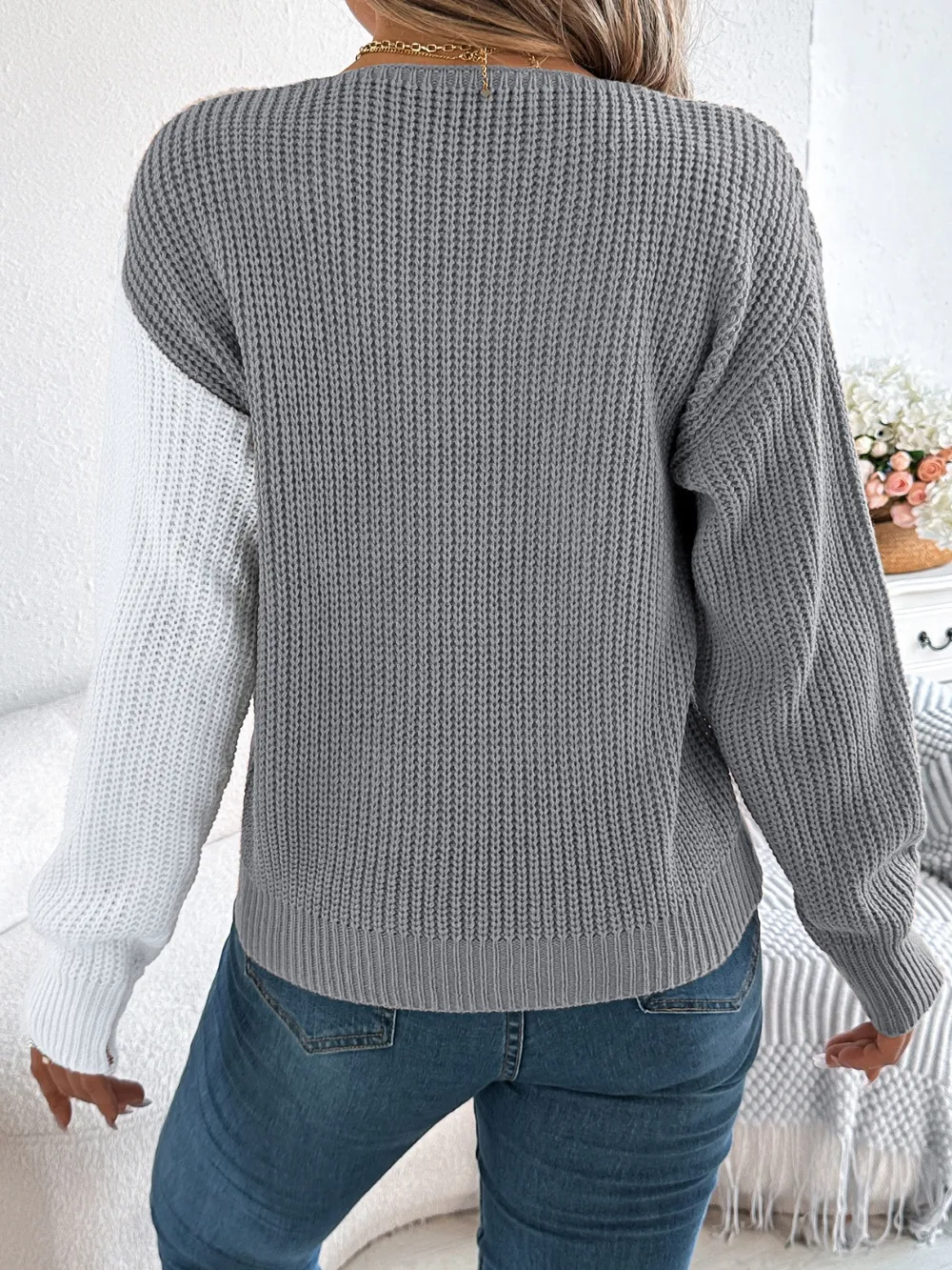 Two-Tone V-Neck Long Sleeve Sweater, image 14