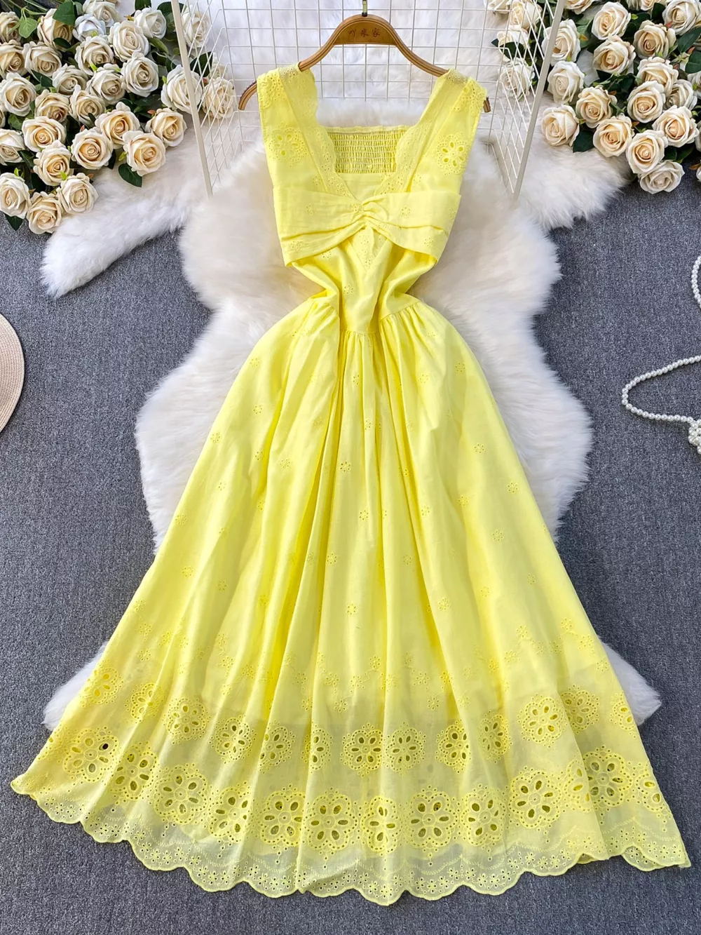 Lace Detail Sleeveless Dress, image 16