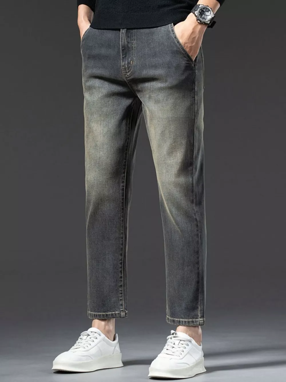 Men's Straight Leg Vintage Wash Jeans