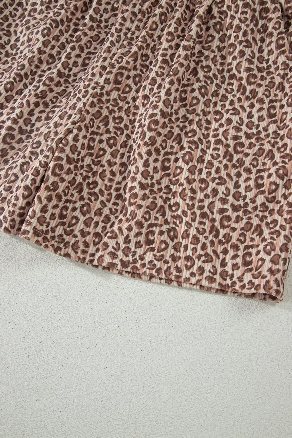 Leopard Print Ribbed Patchwork Half Button Loose Tee Elastic Waist Short 2pcs Set, image 4