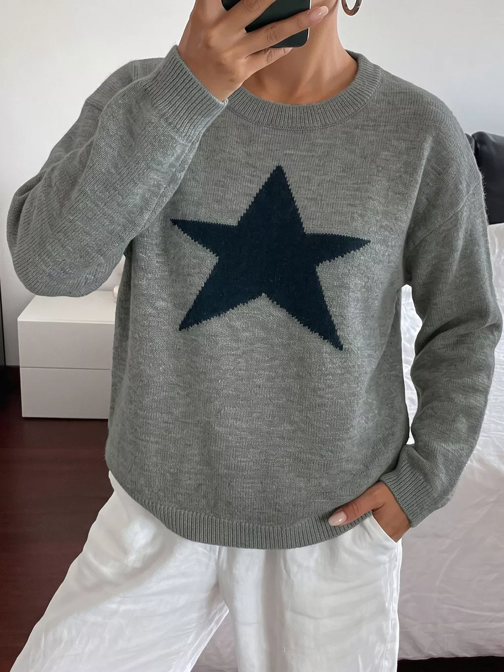 Star-Patterned Dropped Shoulder Sweater, image 3