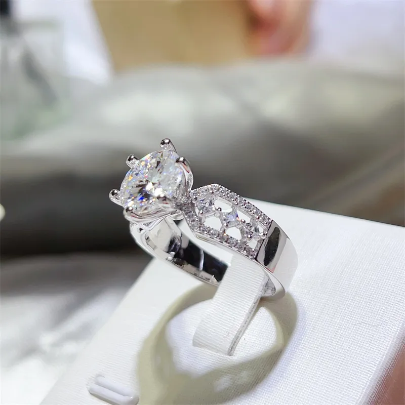 3 Carat 925 Sterling Silver Moissanite Ring, image 4