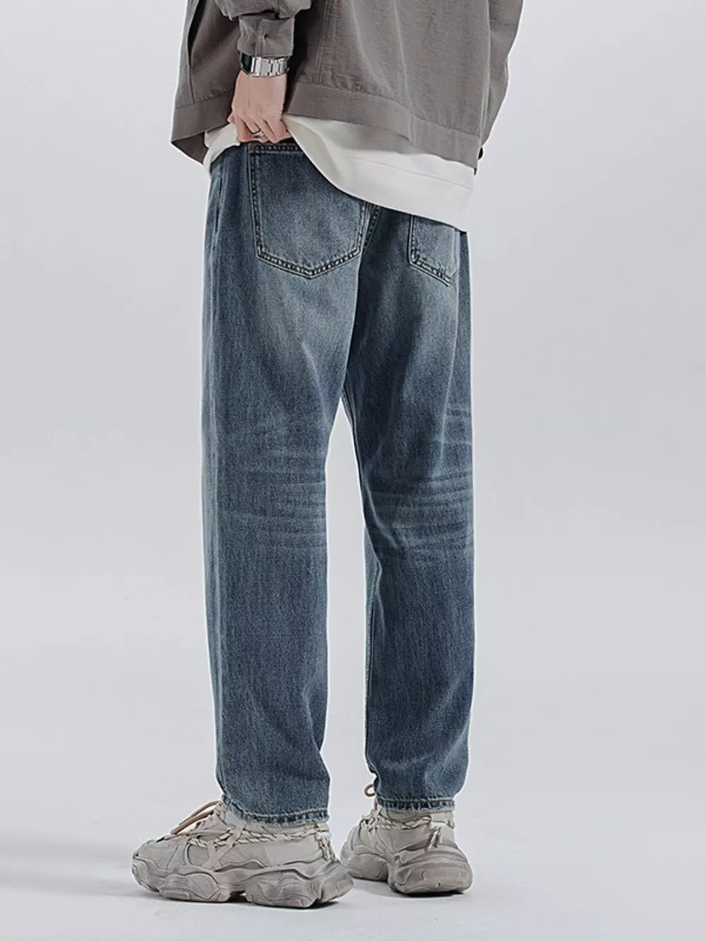 Men's Relaxed Fit Wash Jeans, image 5